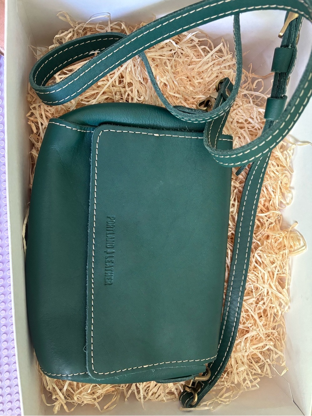 Green Leather Crossbody Bag with Contrast Stitching Metro mini